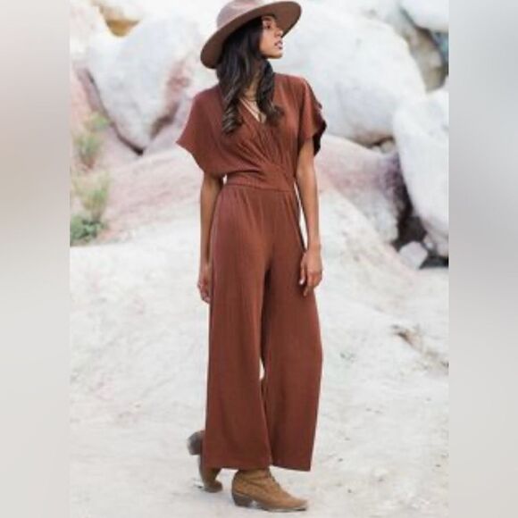 Joyfolie Everlynne Ribbed Jumpsuit Cold Shoulder Full Length Brown Clay S - Picture 1 of 11